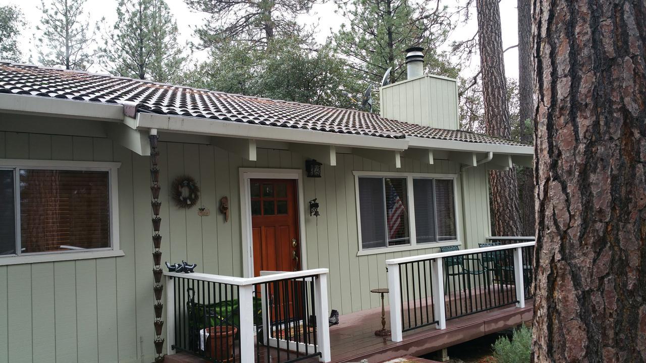 Lovely Mountain Lake Chalet By Yosemite: Equipped! グローヴランド エクステリア 写真