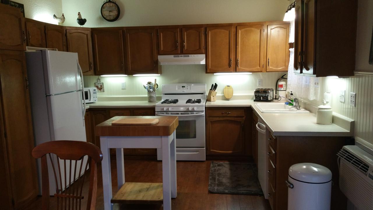 Lovely Mountain Lake Chalet By Yosemite: Equipped! グローヴランド エクステリア 写真